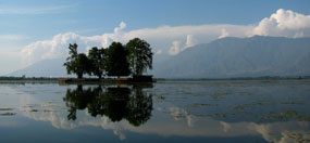 Dal lake Kashmir Houseboats